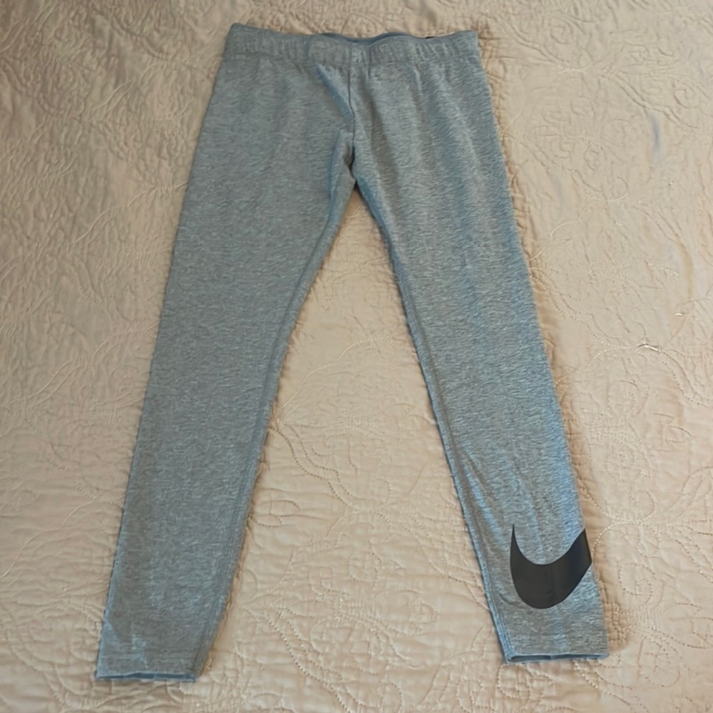 Girls Nike Leggings